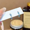 Novos Brincos de Estrela de Cinco Pontas Costurados Ultra Brilhantes, Estilo de Luxo Leve, Brincos Exquisitos de Nicho, Brincos Personalizados Modernos e Versáteis