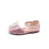 Sandalias Nuevas de Verano para Niñas 2026 Estilo Coreano Zapatos de Princesa con Lazo Suela Suave para Bebé Zapatos Brillantes con Pedrería de Cristal YNXU Mayoreo
