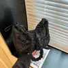 Nueva Bolsa de Tela Casual de Nicho Estilo Coreano Bolso Cruzado Personalizado para Mujer Bolso de Hombro de Nailon Plegado con Cordón Estilo Perezoso