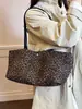 Bolso de Hombro Cruzado Otoño 2026 Nuevo Versátil Casual Bolso de Mano Simple Moderno Gran Capacidad Bolso Tote