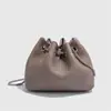 Moda Femenina Exclusiva Transfronteriza Bolso Nube de Borlas de Cuero Genuino Diseño Moderno con Cierre de Cordón Bolso de Hombro Cruzado Individual