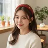 Diadema Roja de Cabeza de Caballo para Mujer Año Nuevo 2026 Suave Diadema de Parte Alta Estilo Nuevo Otoño e Invierno Pinza para el Cabello de Gama Alta