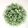 Venta al por mayor de fábrica decoración colgante de puerta y ventana corona simulación hoja de eucalipto blanco corona pequeña decoración para el hogar planta de simulación flor falsa