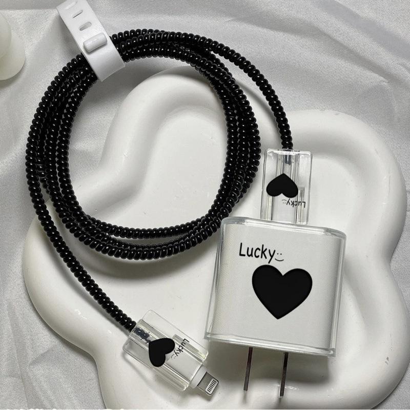 lucky笑脸黑爱心.jpg