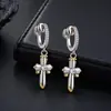 Pendientes de Espada de Guerrero Hip Hop Europeo y Americano para Hombre Lujo Ligero Personalidad Nicho Clips para Orejas Incrustados Accesorios de Hip Hop Rap de Moda para Mujer