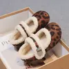 2026 Nuevos Mocasines de Niña Invierno Más Terciopelo Cálido Doble Capa Algodón Piel Zapatos de Niño Suela Suave Velcro Mocasines