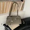 Colección de otoño 2026 transfronteriza: bolso tote exquisito, de gran capacidad, estilo nicho para ir al trabajo, bolso de hombro a la moda
