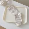 Calcetines de Rayas Crema Calcetines de Media Caña para Mujer Primavera y Verano Calcetines Finos de Confinamiento Simples Ins Modernos Estilo K Estilo Japonés Medias de Verano