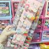 Luminoso Lindo Sanrio Inglés Amor Fruta de Cereza Dibujos Animados Horquilla para el Cabello de Niños Clip Lateral para Niñas Estudiantes de Primaria Horquilla