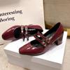 Novos Sapatos Femininos de Moda Estilo Coreano com Bico Quadrado, Tira Única, Salto Alto, Tamanho Grande, Boca Rasa, Atacado, Versátil, Estilo Salto Bloco