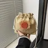 Bolso Tejido para Mujer Nuevo de Moda Verano 2025 de Paja Lindo Casual Tipo Cubo Moda para Chica Bolso de Hombro Cruzado
