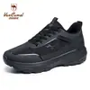 Sapatos de Algodão para Camelo das Regiões Ocidentais Sapatos Masculinos de Inverno com Acolchoamento de Veludo Espesso Quentes Confortáveis Botas Curtas Patchwork Sapatos Esportivos para Montanhismo ao Ar Livre
