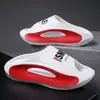 Pantuflas de avión de verano para hombre de talla grande, pantuflas con sensación de pie de mierda, pantuflas de playa, suela gruesa, tendencia, sandalias para hombre al por mayor