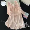 Camisola Longa Lisa com Laço e Renda Franzida para Mulheres, Vestido de Casa de Comprimento Médio com Gola Quadrada, Pulôver para Primavera e Outono, Adequado para Uso Externo