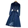Vestido de Mezclilla con Cuello Polo Estilo Retro Europeo y Americano para Mujer Invierno Cinturón Silueta Adelgazante Diseño de Botones al Frente Falda Larga Elegante