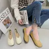 Nuevos mocasines planos de suela blanda para mujer estilo 2026 otoño sin cordones casuales cómodos de punta redonda zapatos para mujer