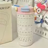 Taza de Café de Alta Calidad para Niñas con Exquisito Patrón a Cuadros, Taza con Popote Estilo Ins, Taza Térmica Portátil con Asa de Acero Inoxidable Venta al por Mayor