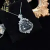 Colar Irregular Geométrico de Prata S925 com Inlay de Espuma de Água e Jade Cadeia da Clavícula com Fecho Ruyi Design de Nicho Colar para Outono e Inverno para Mulheres
