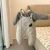 Macacão Acolchoado de Algodão com Forro de Lã para Bebê de Inverno com Capuz Macacão Estilo Coreano Fofo e Fashionável Macacão de Engatinhar