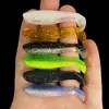 Venta al por mayor T-tail Luya Señuelo Blando doble color PVC gusano blando 4cm5cm lobina de foso negro pez mandarín señuelo artificial Micro