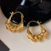 Estilo Old Money Geométrico Retro Patrón Retorcido Metal Ear Cuff, Pendientes de Lujo y Sofisticados, Aros de Oreja Versátiles y Elegantes
