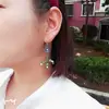 Qingdao al por mayor planta pintura verde nomeolvides broche corsage de dama pendientes de plata 925 pendientes de perlas
