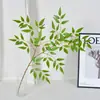 Decoração de Planta Verde Artificial Arranjo de Flores Artificiais Nandina Planta em Vaso para Interior Ornamento Sala de Estar Luxo Leve Planta Biônica Paisagismo