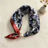 Lenço de Seda de Castanha Estilo Coreano para Primavera e Verão, Lenço de Seda Preguiçoso com Fecho Magnético de Pérola, Lenço de Pescoço de Alta Qualidade, Lenço para Clavícula para Combinar
