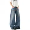Calça jeans lavada com estampa de letras de marca da moda para homens, calça larga de alta costura outonal com aspecto desgastado, calça solta com vibe de comprimento até o chão