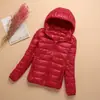 Abrigo Ligero Acolchado de Algodón con Capucha para Mujer, Estilo Coreano de Moda, Ajustado, Moda Femenina, Rebaja de Fin de Temporada