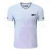 Uniformes de bádminton profesionales hechos a medida en múltiples colores degradados de tejidos de secado rápido, camisetas de manga corta para equipos de hombres y mujeres con números impresos para la creación de equipos