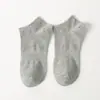 Meias Masculinas Pretas e Cinzas, Meias Finas de Cano Médio para Primavera e Verão, Meias Esportivas Masculinas Respiráveis de Algodão, Meias Longas Brancas no Atacado