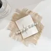 Grampo de Cabelo de Pérola Coreano para a Parte de Trás da Cabeça Feminina Novo Estilo 2024 Grampo de Uma Palavra Exquisito e Simples Grampo de Mola Grampo de Cabelo Acessório de Cabelo