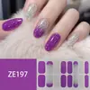 ZE16 refere-se a adesivos de unha estilo europeu e americano com grandes blocos de cor, estampas de leopardo, xadrez, estrelas, listras, e ornamentos para unhas.