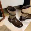 Textura de piel de oveja hebilla estilo retro botas de caballero para mujer otoño e invierno nuevas de media pantorrilla versátiles botas de vaquero occidentales Botas Martin