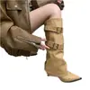 Elegantes botas largas para mujer, nueva colección de principios de otoño 2026, tacones altos, tacones de aguja, punta fina, efecto adelgazante, botas de montar hasta la pantorrilla con tachuelas, botas marrones