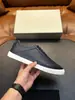 Zapatillas casuales de cuero para hombre con parte superior de patrón lichi, marca GA, suela de goma blanca, sencillas y versátiles para el uso diario