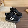 Botas Infantiles 2025 Invierno Nuevo Estilo Zapatos de Algodón para Niños, Botas de Nieve Cálidas para Niños Talla Mediana y Grande, Zapatos Antideslizantes con Forro de Felpa para Niñas
