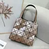 Bolso Original Japonés Acolchado Geométrico de Diamantes Nuevo Bolso de Hombro Cuadrado Grande en Forma de Diamante Estilo Commuter para Mujer