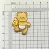 Acrílico Pequeño Fresco Dibujos Animados Lindo Parche Oso de Mantequilla Pasador Broche Hebilla para Zapato Material Accesorios de Joyería DIY