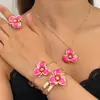 Conjunto de Quatro Peças de Joias Florais com Óleo Pingando Gradiente Verde Escuro Retrô Colar Floral de Luxo Leve Pulseira Bracelete Anel Aberto