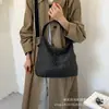 Bolso tote de hombro retro estilo coreano para mujer de alta calidad, nueva colección de otoño 2026, elegante y de gran capacidad para estudiantes y personas que van al trabajo