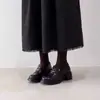 Primavera de 2026 Novo Estilo Britânico Estilo Campus Simples Versátil Salto Alto Confortável para o Dia a Dia Sapatos JK de Couro com Salto Grosso Mocassins