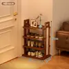 Un zapatero pequeño y estrecho para entradas, un estante de almacenamiento de varias capas para el hogar, un organizador de zapatos de bambú simple y que ahorra espacio