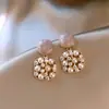 Pendientes de Perla Retro Franceses Lujo Ligero Moda Gama Alta Elegantes Elegantes Tachuelas Exquisitos Nicho Versátiles Pendientes Sencillos para Mujer