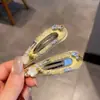 Grampo de Cabelo Lateral Amarelo Dongdaemun Estilo Coreano Resistente com Strass, Clipe de Cabelo Elegante e Único para Mulheres