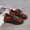 Zapatillas retro de moda para niñas, nueva colección primavera/otoño 2026, zapatillas de entrenamiento alemanas versátiles y elegantes, zapatos casuales de suela blanda para niños