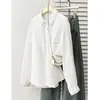 Camisa Literaria Fresca Talla Grande para Mujer Otoño Nuevo Estilo 200 Jin Sencilla para Viajar Camisa Bordada de Olas 1152