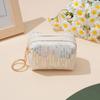 Monedero pequeño Chanel con lentejuelas bordadas, bonito y elegante, con auriculares y estuche para guardar pintalabios.
