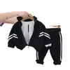 Coreano nuevo otoño niño deportes bate camisa cremallera conjunto de tres piezas para bebé niño cuello redondo suéter manga larga traje moda